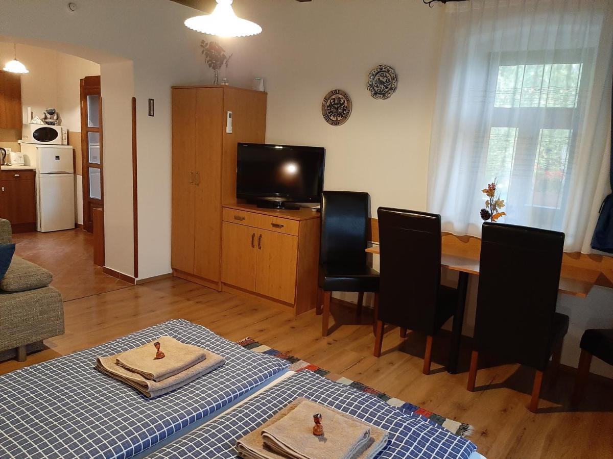Bodza Vendeghaz - Apartmanhaz *